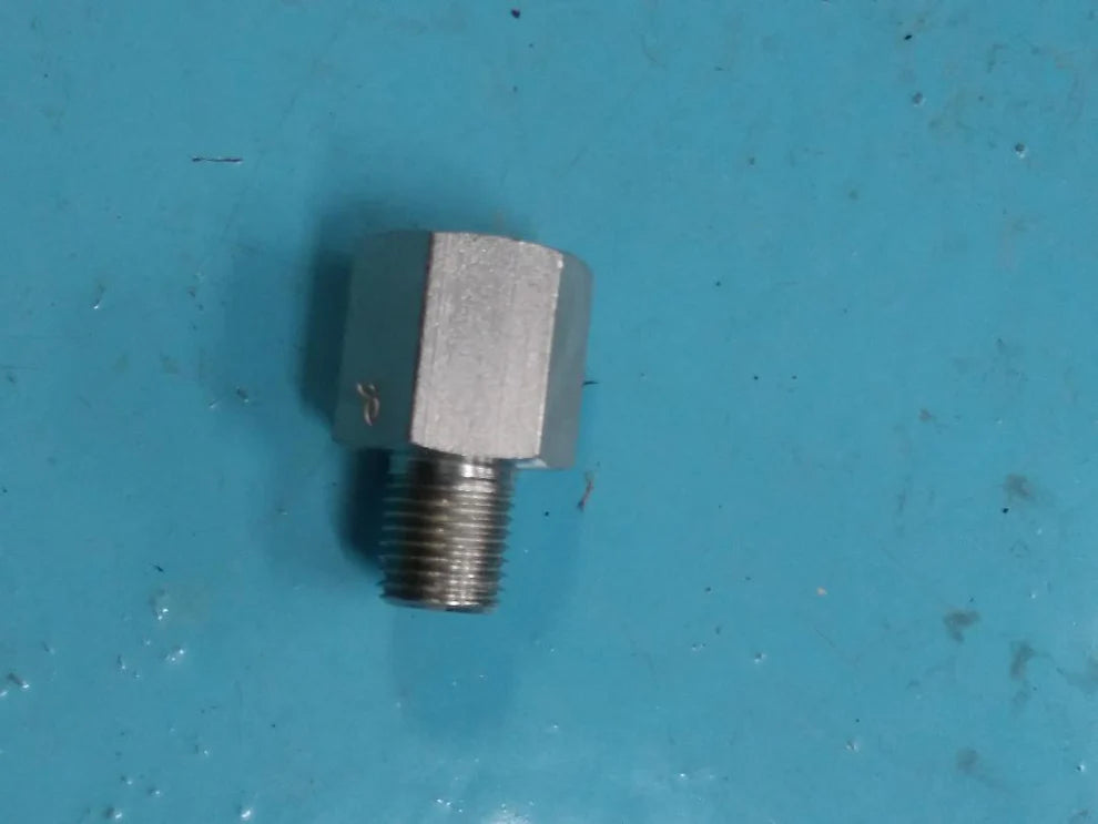 3/8 MPT x 1/2 FPT Steel Hex Reducer