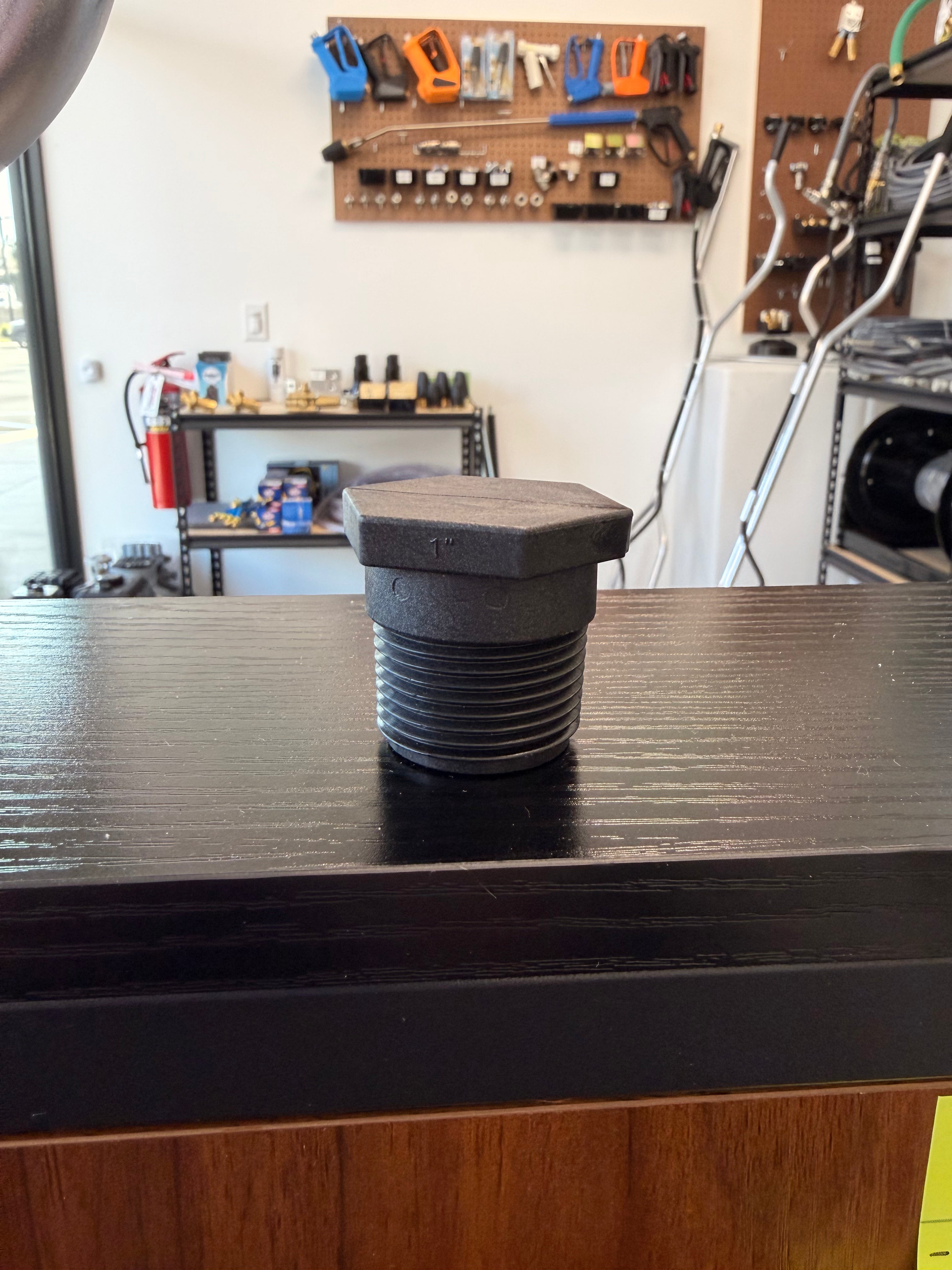 Banjo 1" Plug