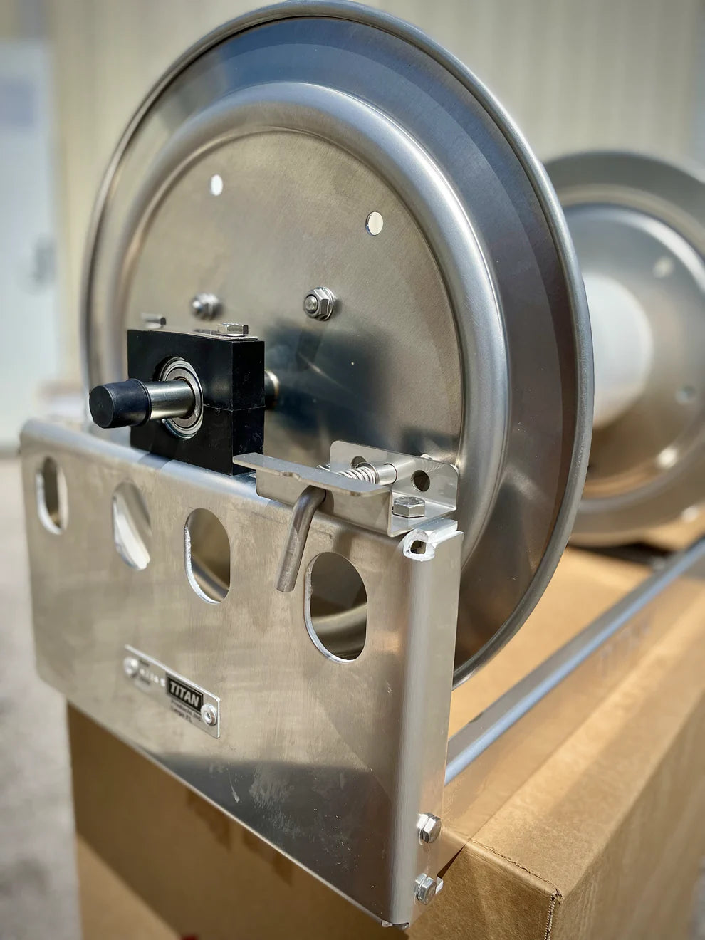 Titan 4312S 12" Full Frame Reel